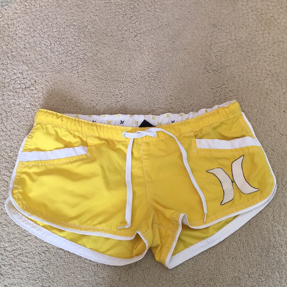 Last Chance DS 🎉 Yellow Hurley Boardshorts